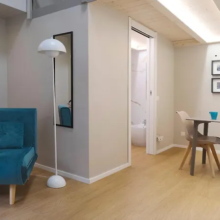 Lejlighed Comecasa Incantevole Loft In Bocconi *